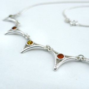 amber necklace 033a